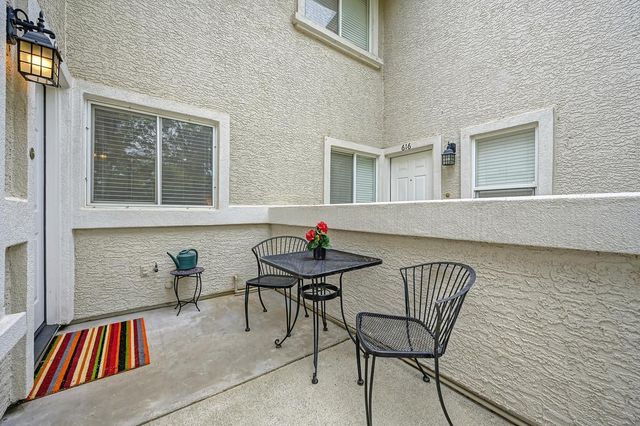 608 Shasta Oaks Cir, Roseville, CA 95678