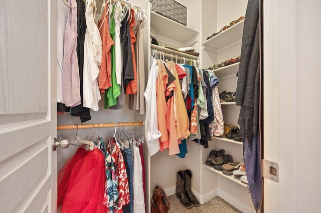 608 Shasta Oaks Cir, Roseville, CA 95678