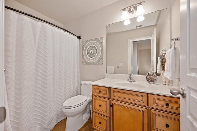 608 Shasta Oaks Cir, Roseville, CA 95678