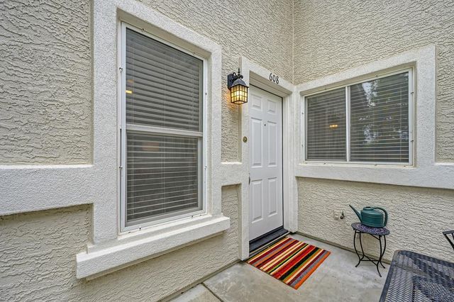 608 Shasta Oaks Cir, Roseville, CA 95678