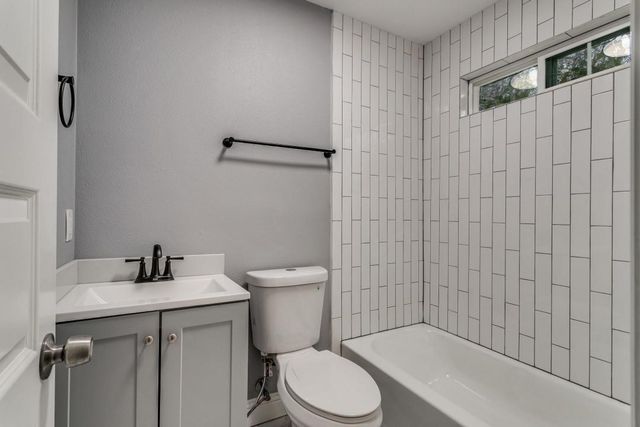 2314 Dathe Street, Dallas, TX 75215