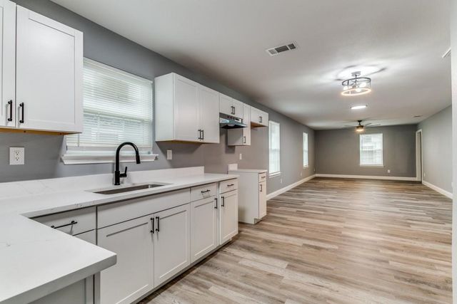 2314 Dathe Street, Dallas, TX 75215