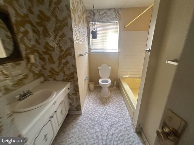 4 OXYOKE CT, Randallstown, MD 21133