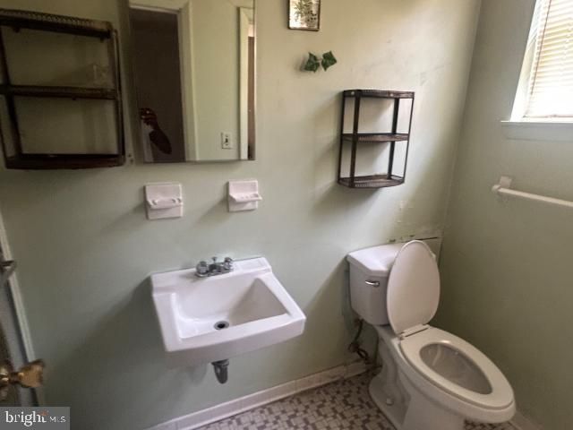 4 OXYOKE CT, Randallstown, MD 21133