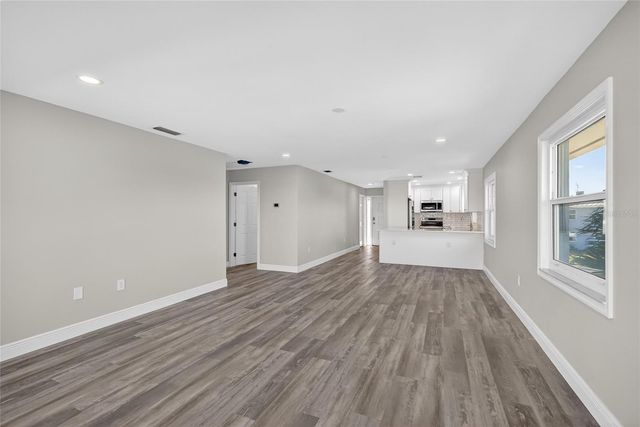 600 MANATEE AVENUE 212, Holmes Beach, FL 34217