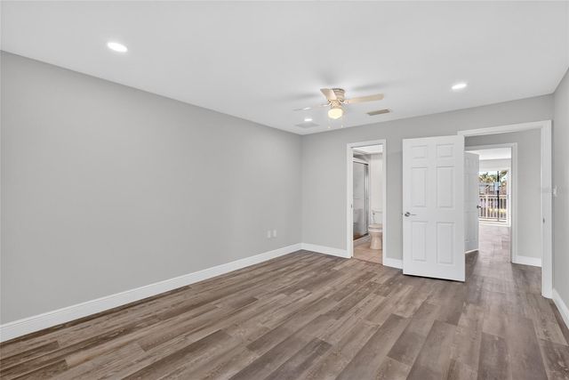 600 MANATEE AVENUE 212, Holmes Beach, FL 34217