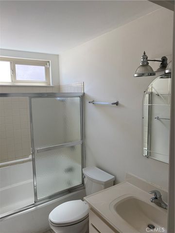 6532 Farinella, Huntington Beach, CA 92647