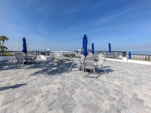 1555 TARPON CENTER DRIVE 242, Venice, FL 34285