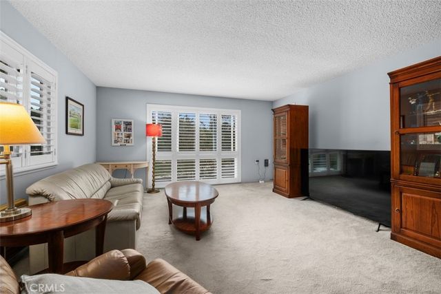 185 Avenida Majorca O, Laguna Woods, CA 92637