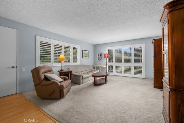 185 Avenida Majorca O, Laguna Woods, CA 92637