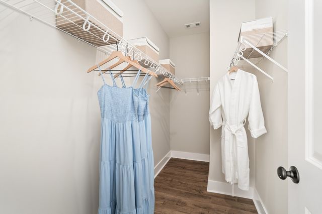 1411 Charles Drive, Chapel Hill, TN 37034