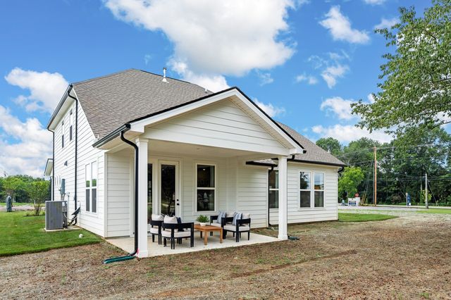 1411 Charles Drive, Chapel Hill, TN 37034