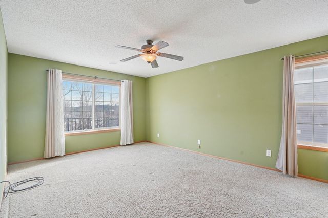 21378 Hytrail Circle, Lakeville, MN 55044