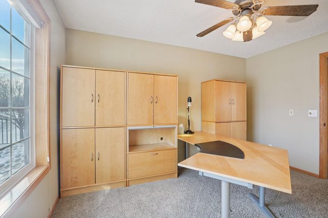 21378 Hytrail Circle, Lakeville, MN 55044