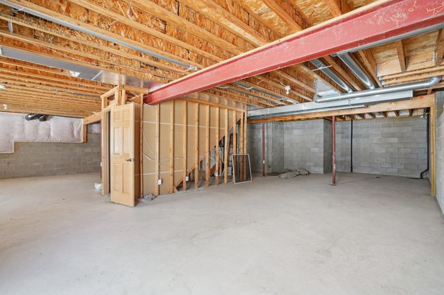 21378 Hytrail Circle, Lakeville, MN 55044