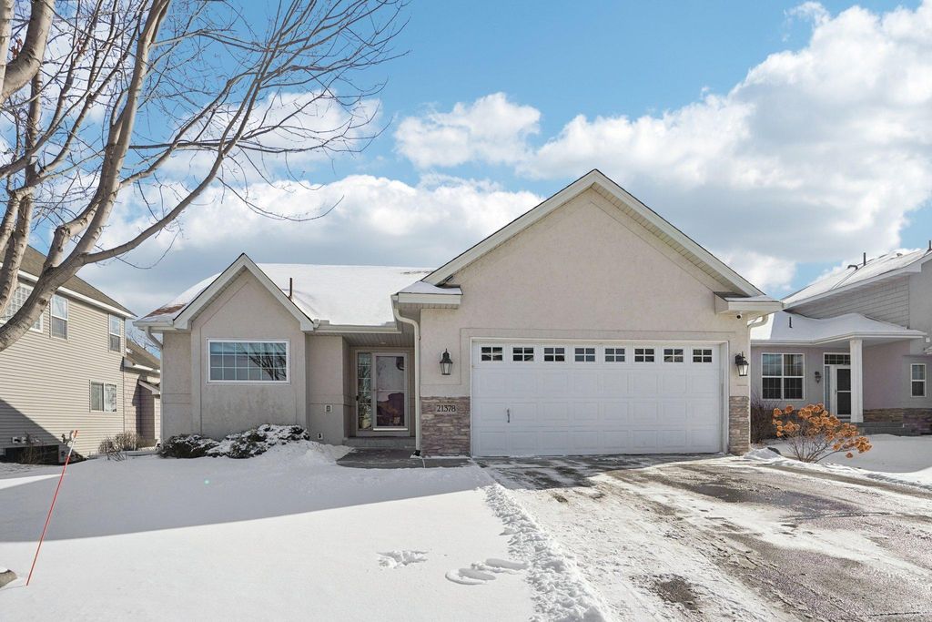 21378 Hytrail Circle, Lakeville, MN 55044