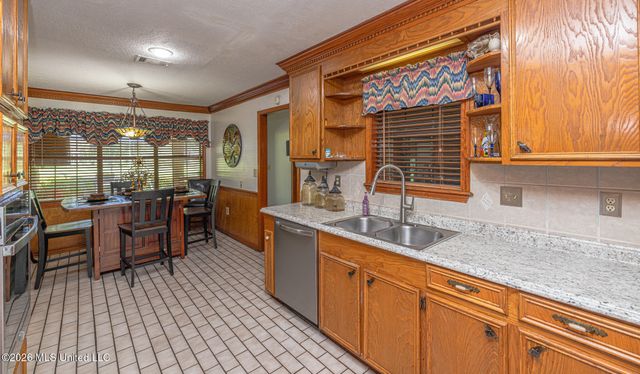 144 N Pine Drive, Madison, MS 39110