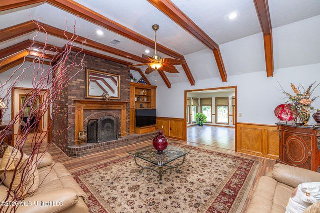 144 N Pine Drive, Madison, MS 39110
