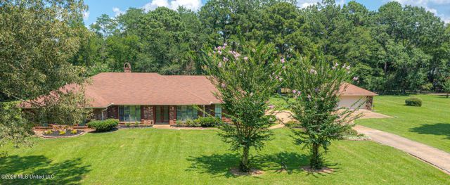144 N Pine Drive, Madison, MS 39110