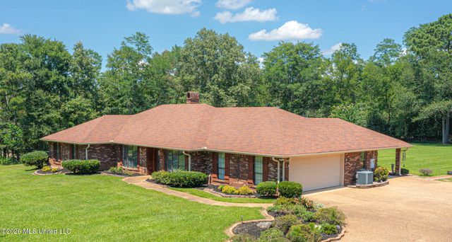 144 N Pine Drive, Madison, MS 39110