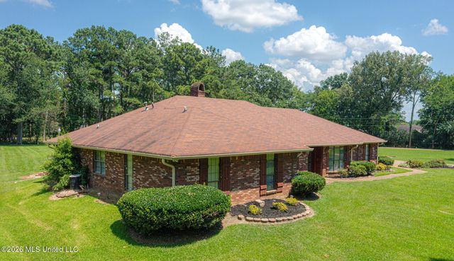 144 N Pine Drive, Madison, MS 39110