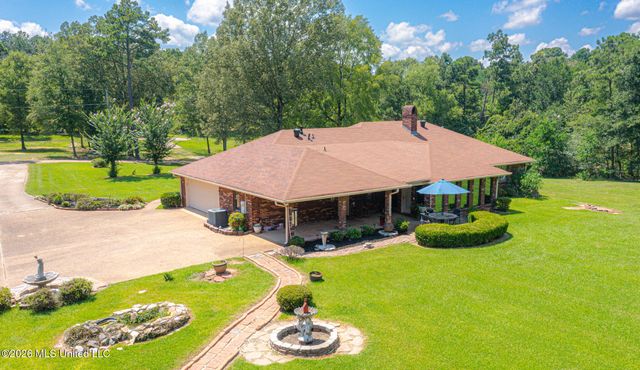 144 N Pine Drive, Madison, MS 39110
