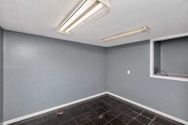 801 NW School Street, Ankeny, IA 50023