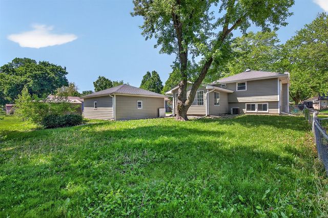 801 NW School Street, Ankeny, IA 50023
