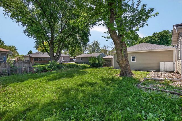 801 NW School Street, Ankeny, IA 50023
