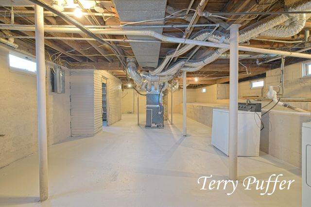 1707 Division Street, Muskegon City, MI 49441