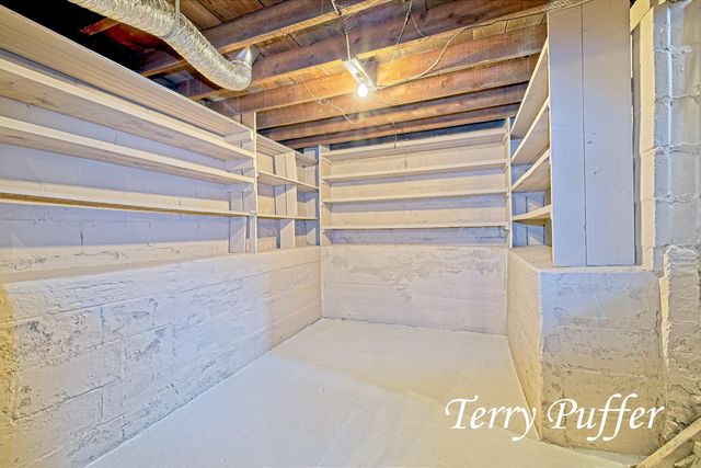 1707 Division Street, Muskegon City, MI 49441