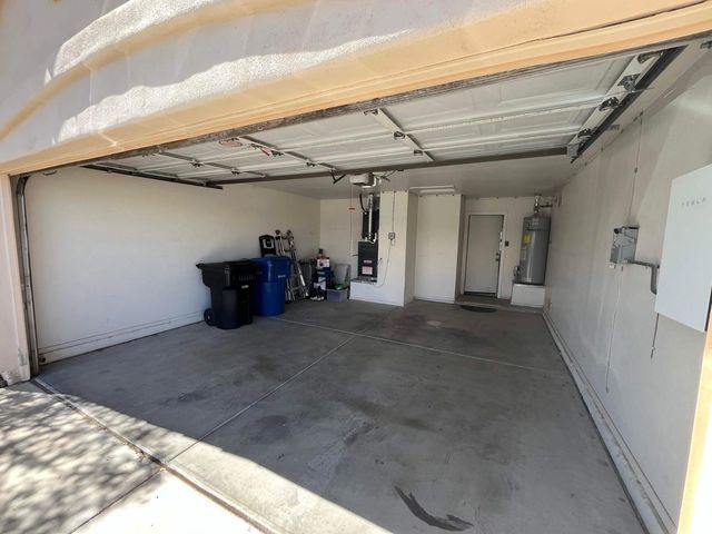 11669 W Pine Mountain Court, Surprise, AZ 85378