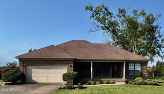 317 Centerview Dr, Shepherdsville, KY 40165