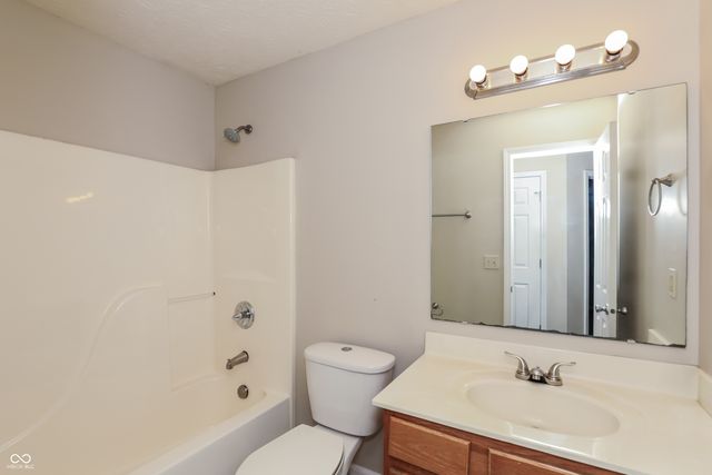 2011 Lohr Drive, Indianapolis, IN 46214