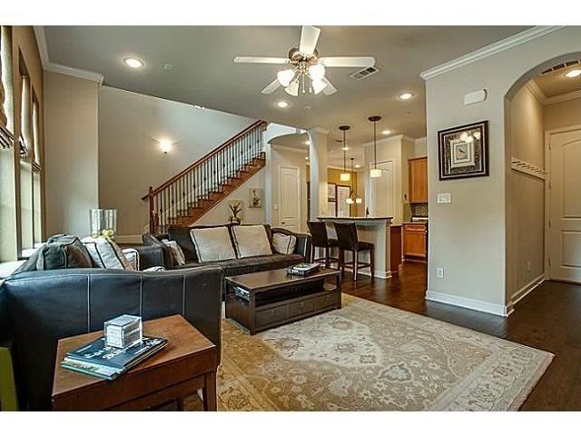 6718 Estrella 20, Irving, TX 75039