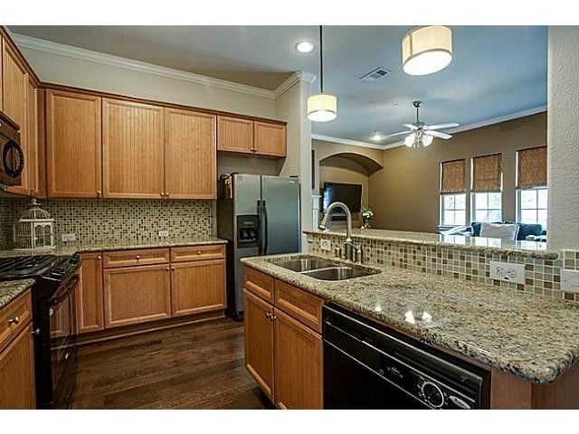 6718 Estrella 20, Irving, TX 75039