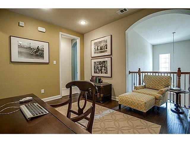 6718 Estrella 20, Irving, TX 75039