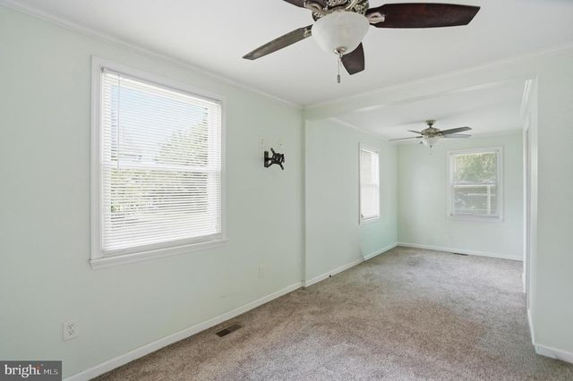 8240 LONGPOINT RD, Baltimore, MD 21222