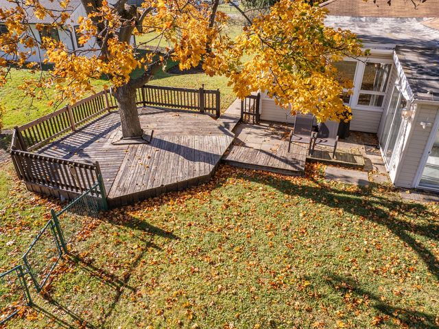 1615 Greenwood Road, Glenview, IL 60026