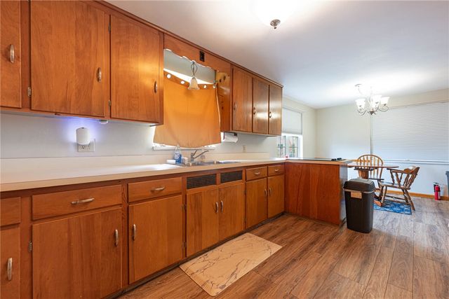 6 Brighton Street, Dayton, OH 45404
