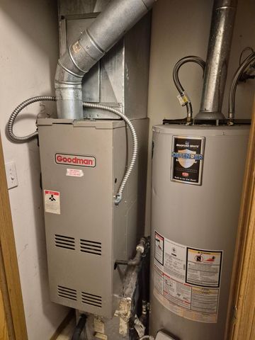 3236 W Madison Street, Springfield, MO 65802