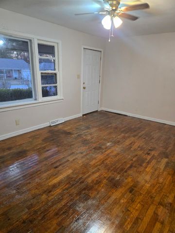 3236 W Madison Street, Springfield, MO 65802