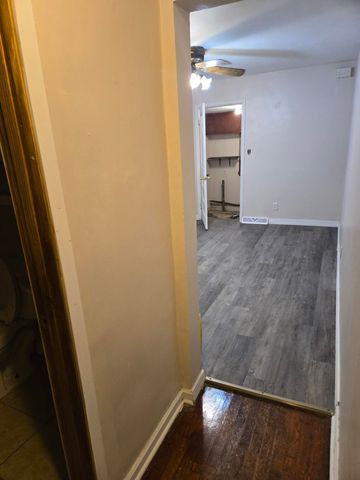 3236 W Madison Street, Springfield, MO 65802