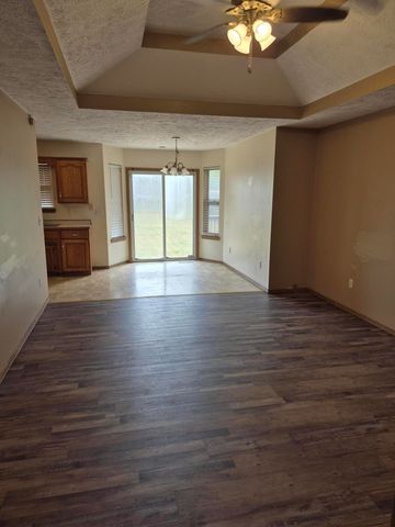 3236 W Madison Street, Springfield, MO 65802