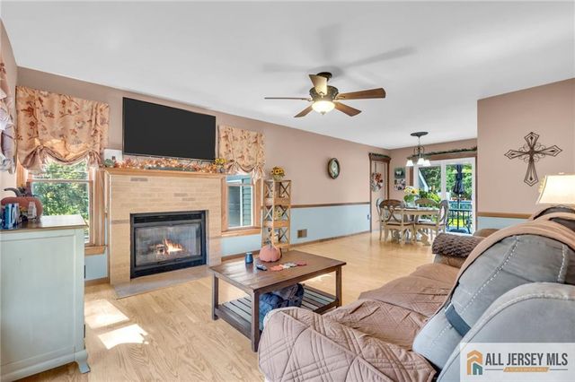 718 Princeton Road, Lacey, NJ 08734