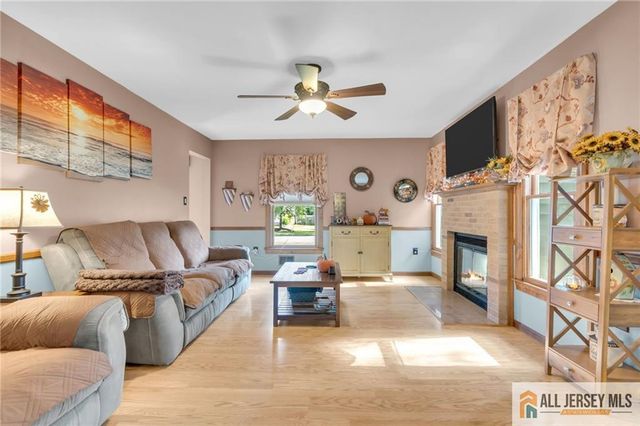 718 Princeton Road, Lacey, NJ 08734