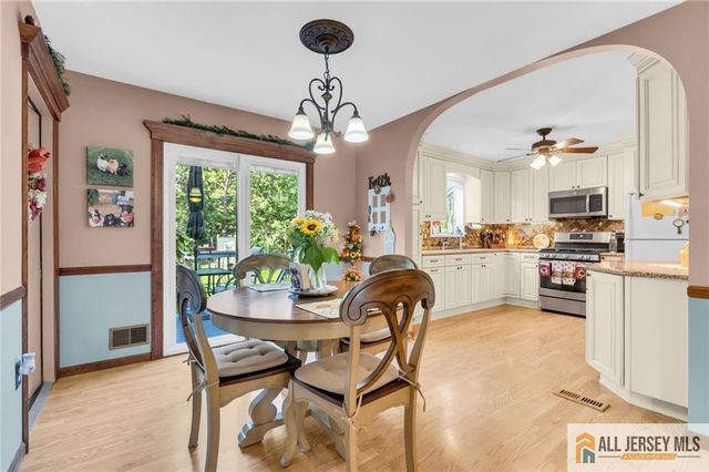 718 Princeton Road, Lacey, NJ 08734