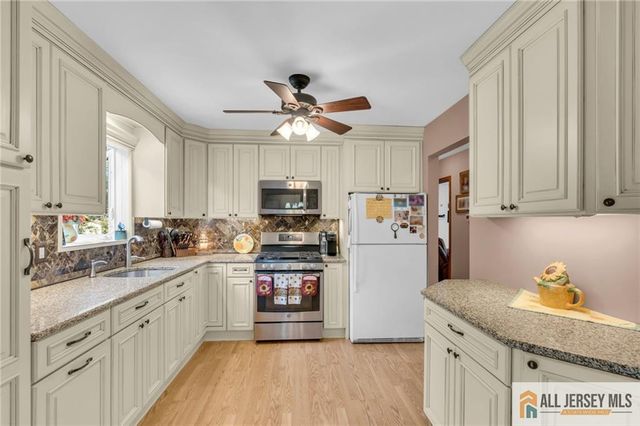 718 Princeton Road, Lacey, NJ 08734
