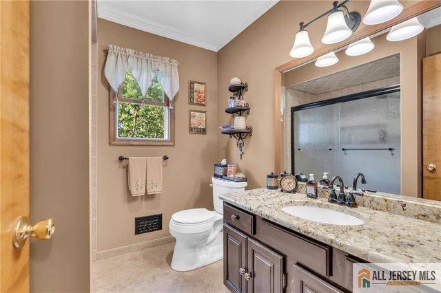 718 Princeton Road, Lacey, NJ 08734