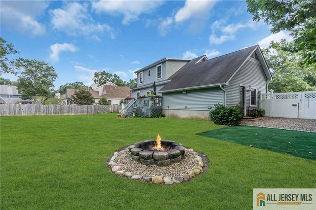 718 Princeton Road, Lacey, NJ 08734